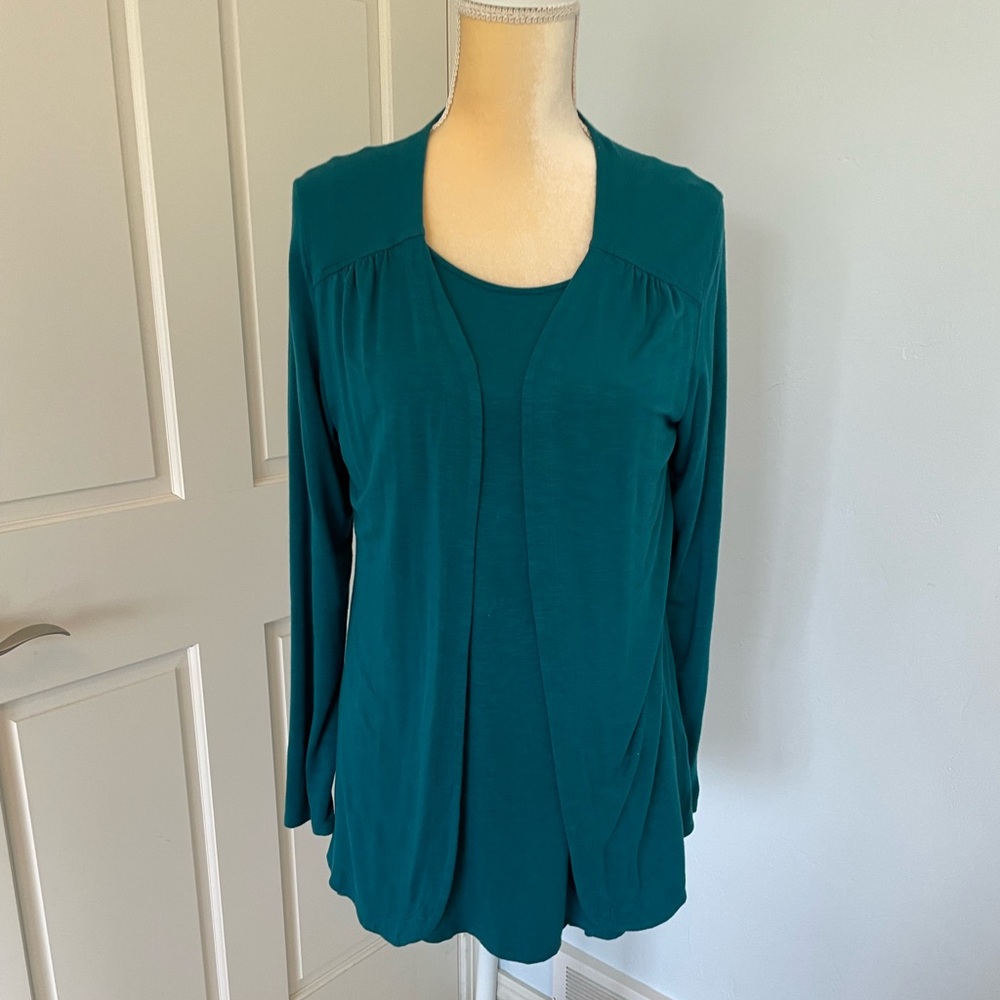 Coldwater Creek No Button, 2 piece Sleeveless Tunic & Cardigan